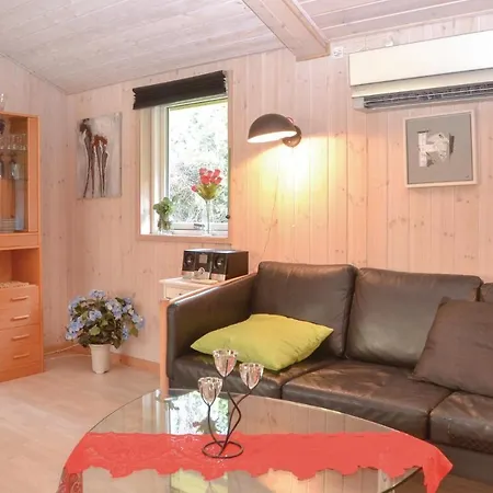 Сasa de vacaciones Three Bedroom Holiday In Varde